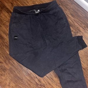 Under Armor Black Sweatpants Joggers, size L